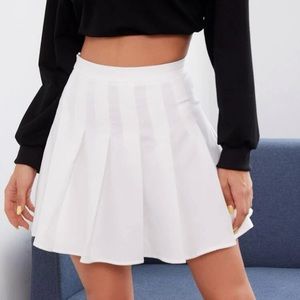 SHEIN Pleated High-Rise White Skater Skirt